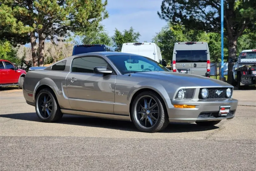 2008 Ford Mustang GT Premium photo 1