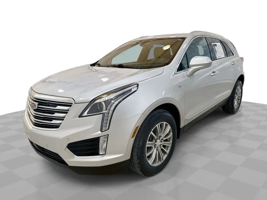 2017 Cadillac XT5 Luxury photo 1
