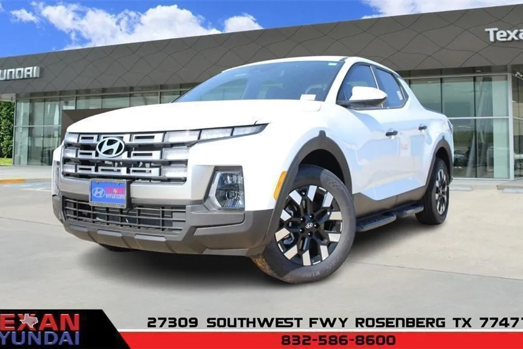2025 Hyundai Santa Cruz SE photo 1