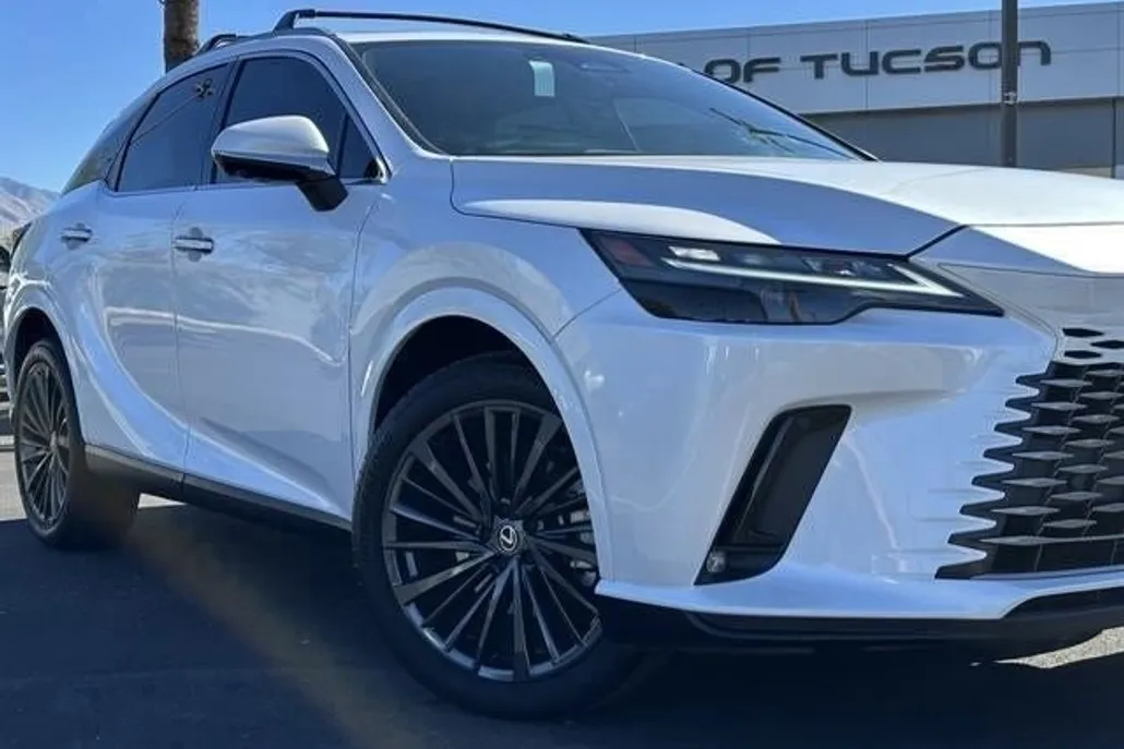 2024 Lexus RX Premium photo 1