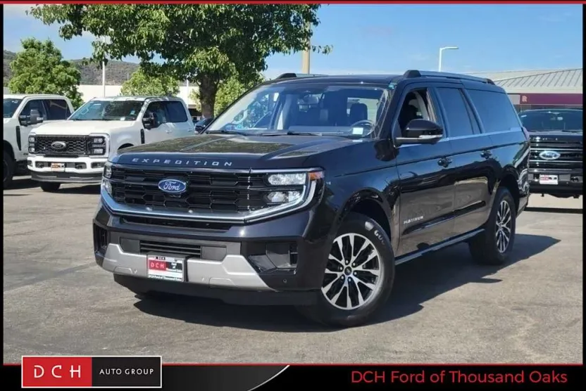 2025 Ford Expedition MAX Platinum photo 1