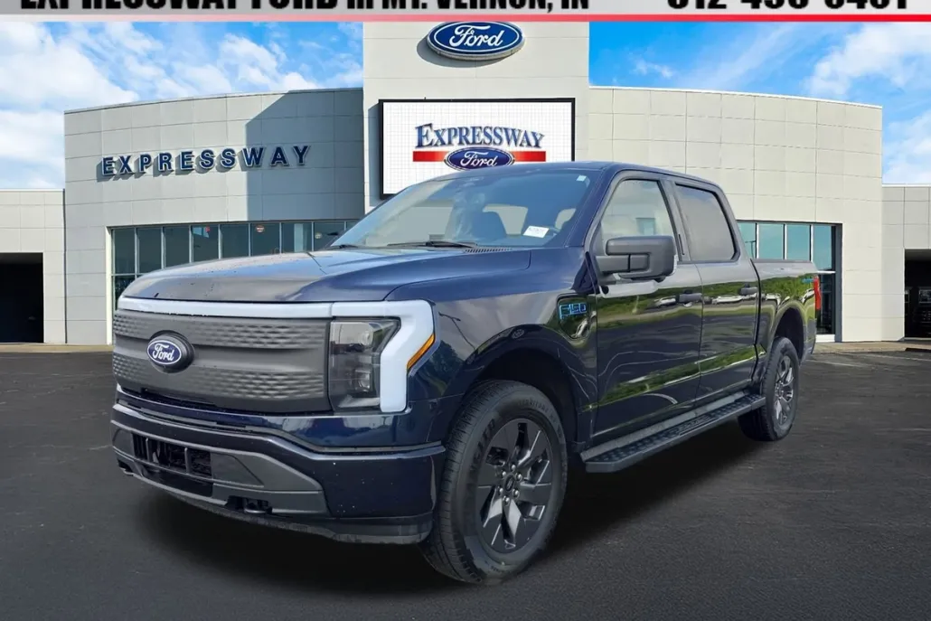 2024 Ford F-150 Lightning XLT photo 1