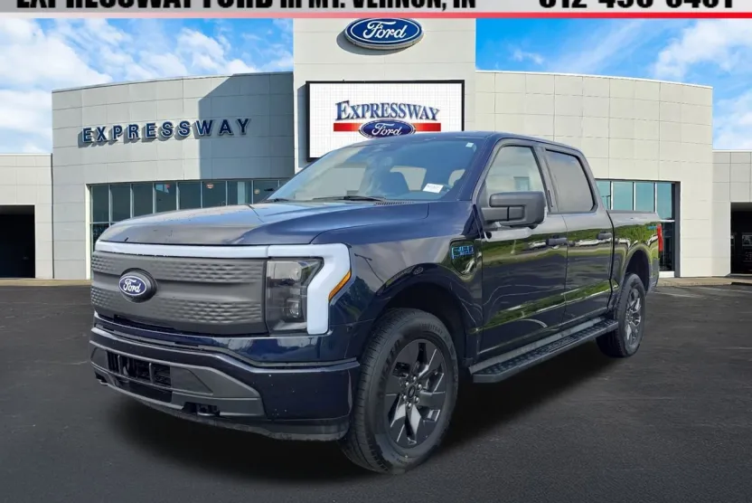 2024 Ford F-150 Lightning XLT photo 1