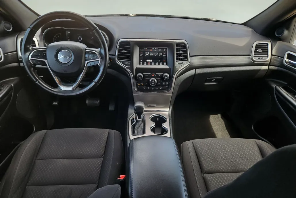 2021 Jeep Grand Cherokee Laredo E photo 1