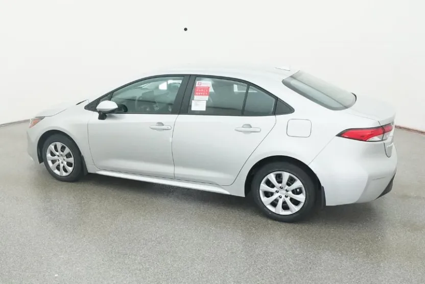 2026 Toyota Corolla LE photo 1