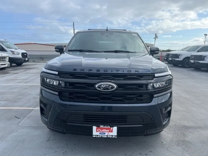 2024 Ford Expedition Limited photo 1