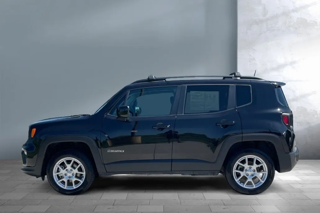 2021 Jeep Renegade Latitude photo 1
