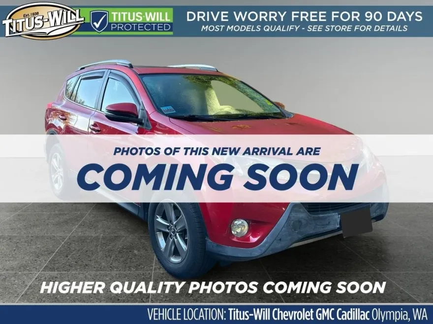 2015 Toyota RAV4 XLE photo 1