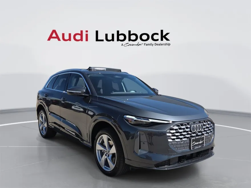 2025 Audi Q5 Premium Plus photo 1