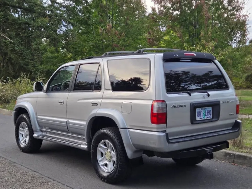 2000 Toyota 4Runner Limited photo 1