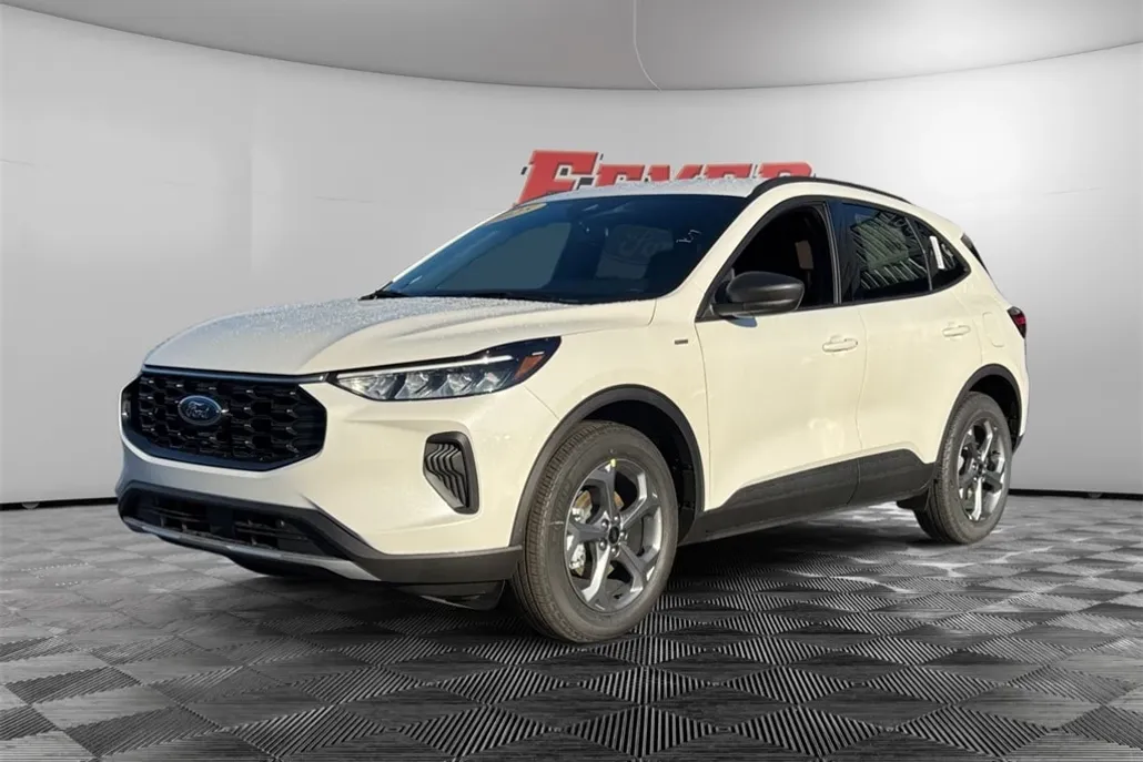 2025 Ford Escape Hybrid ST-Line photo 1