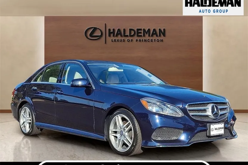 2014 Mercedes Benz E 350 Sedan photo 1