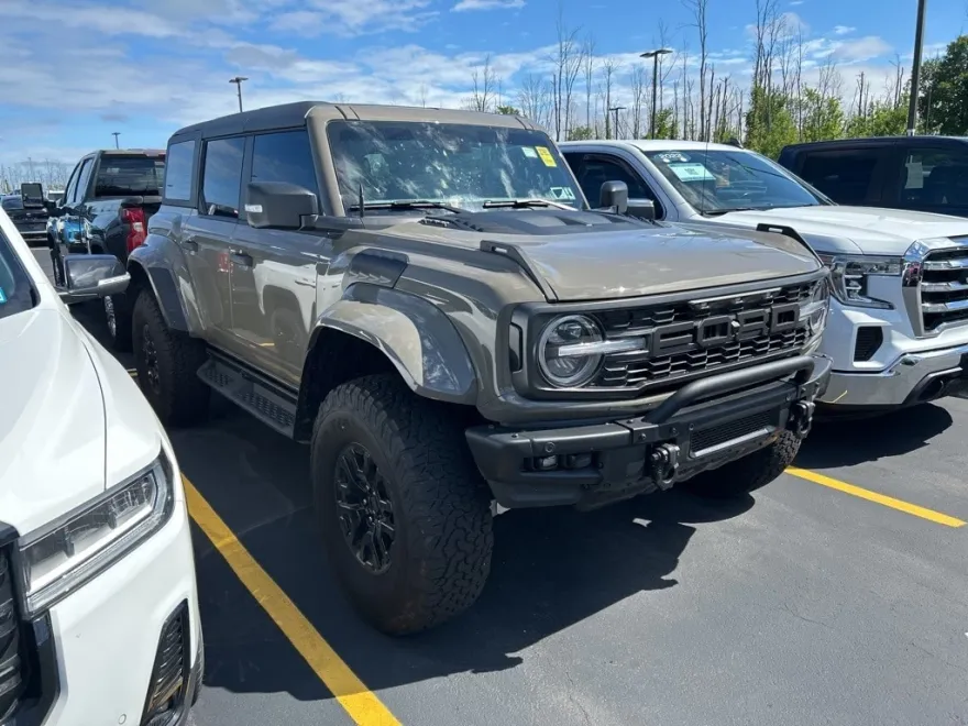 2025 Ford Bronco Raptor photo 1