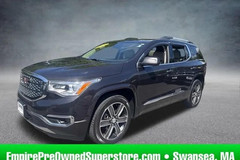 2017 Gmc Acadia Denali photo 1