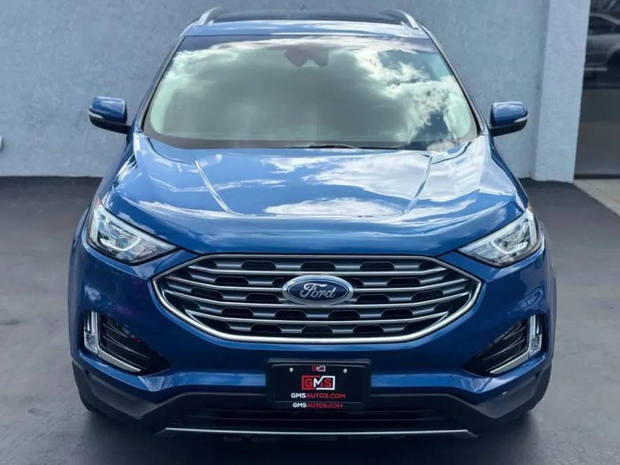 2020 Ford Edge SEL photo 1