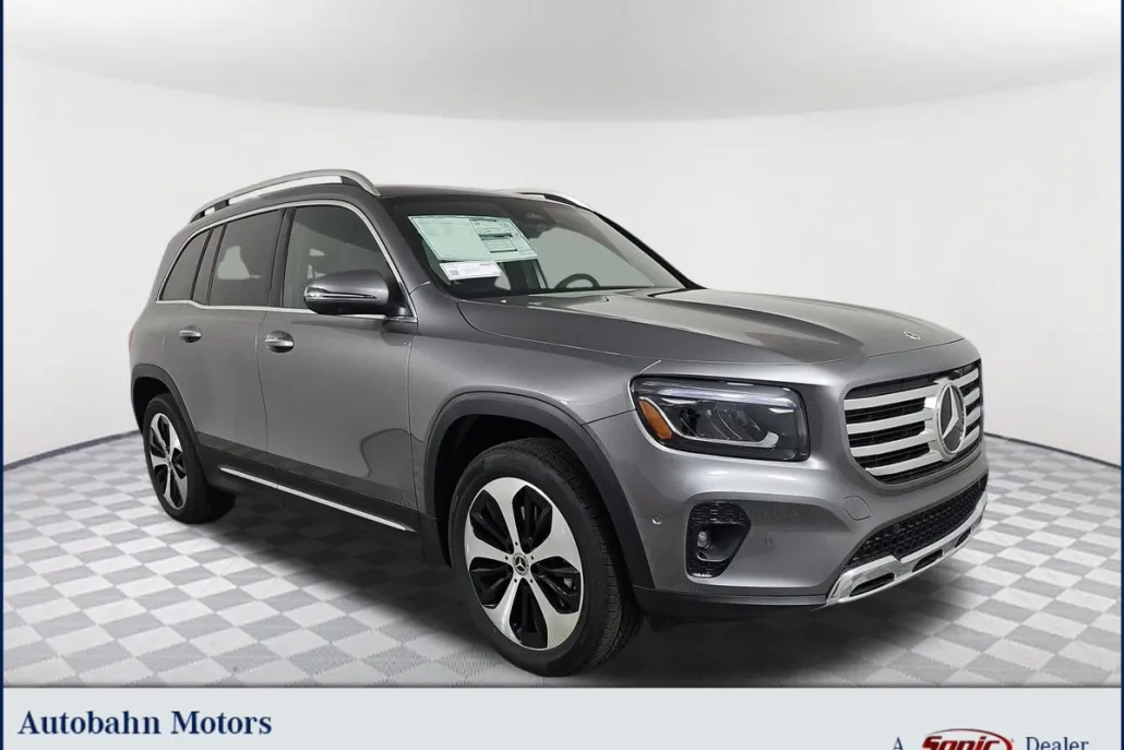 2025 Mercedes Benz GLB 250 photo 1