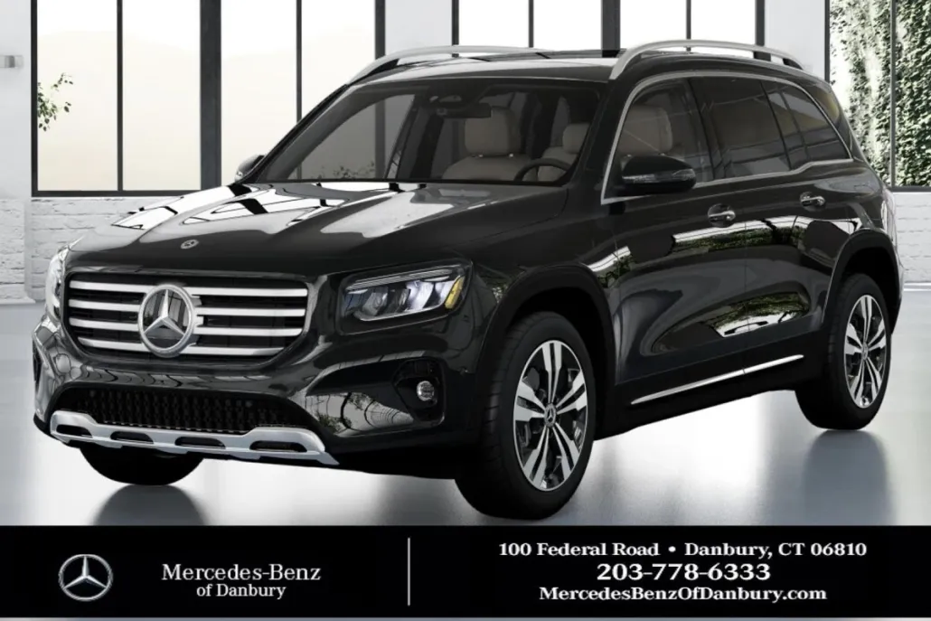 2026 Mercedes Benz GLB 250 4MATIC photo 1