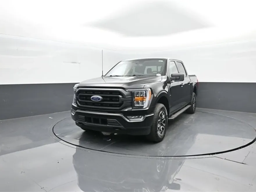 2022 Ford F-150 XLT photo 1