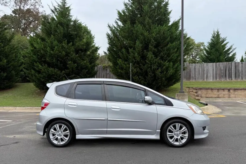 2011 Honda Fit Sport photo 1