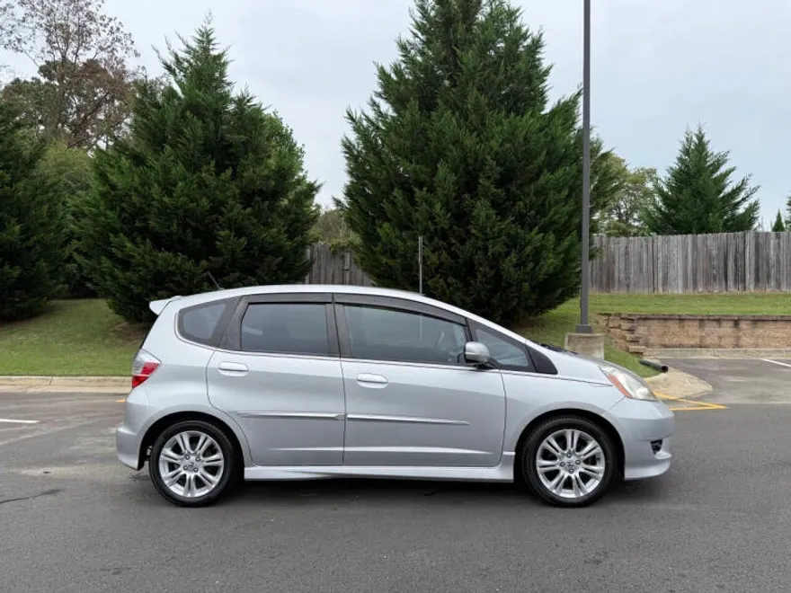 2011 Honda Fit Sport photo 1
