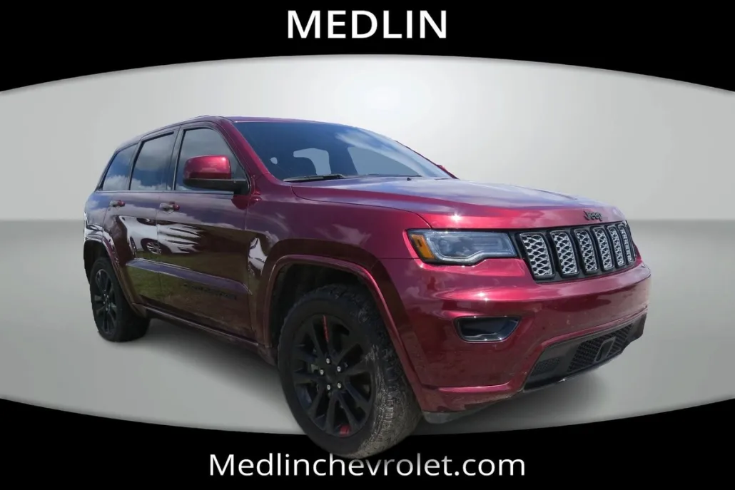 2021 Jeep Grand Cherokee Laredo X photo 1