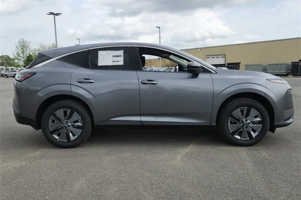 2025 Nissan Murano SL photo 1