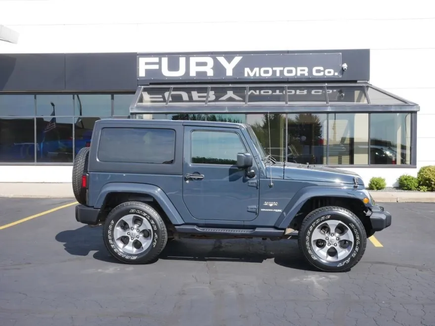 2018 Jeep Wrangler Sahara photo 1