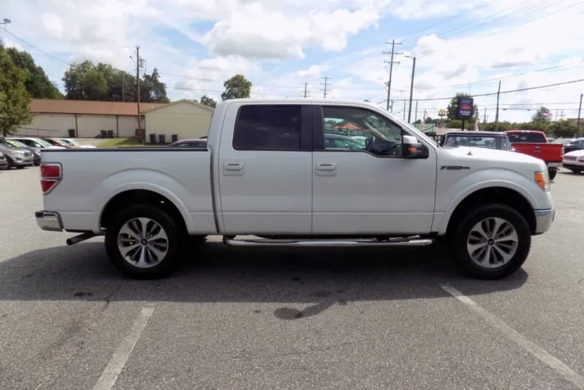 2012 Ford F-150 Lariat photo 1