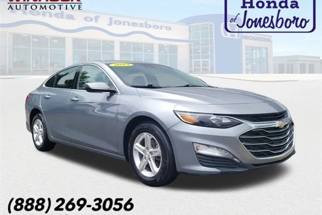 2023 Chevrolet Malibu 1LT photo 1