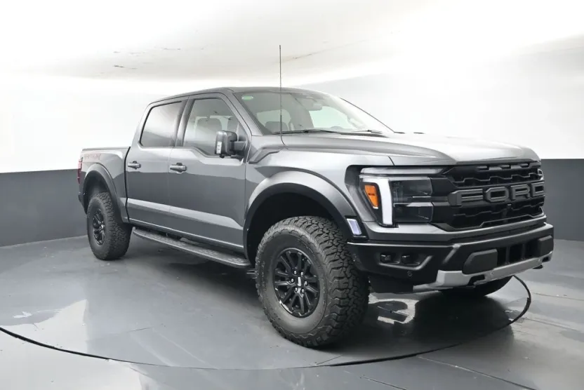 2025 Ford F-150 Raptor photo 1