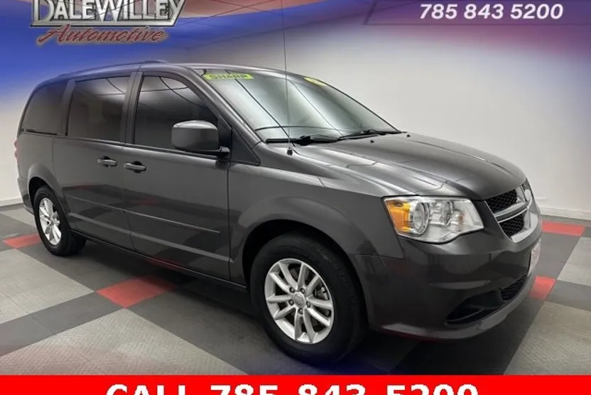 2016 Dodge Grand Caravan SXT photo 1