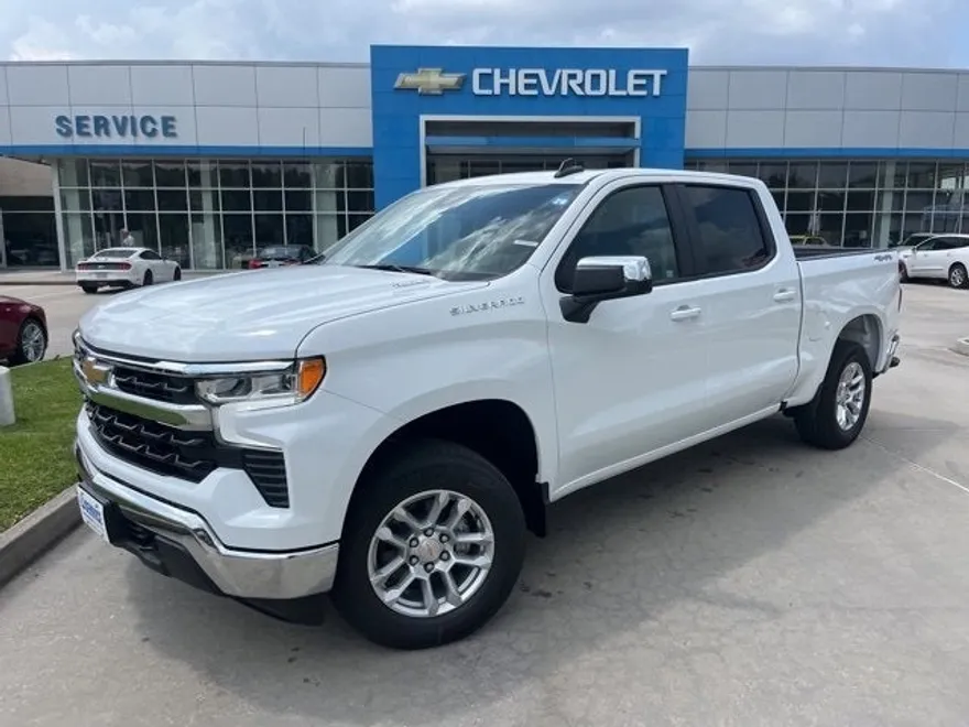 2026 Chevrolet Silverado 1500 LT photo 1