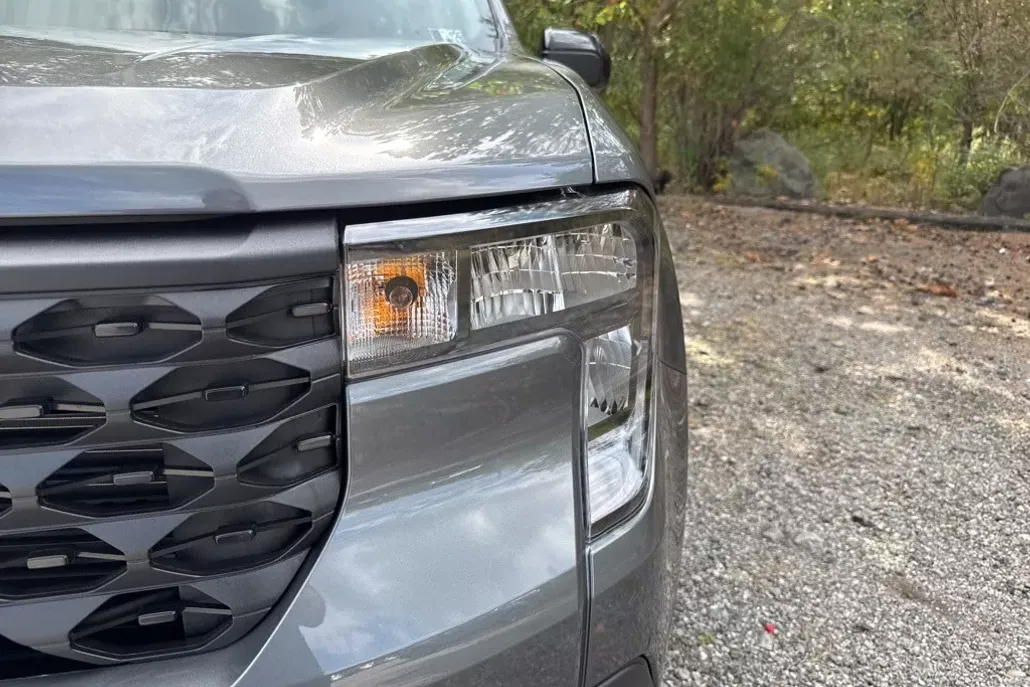 2025 Ford Maverick XLT photo 1