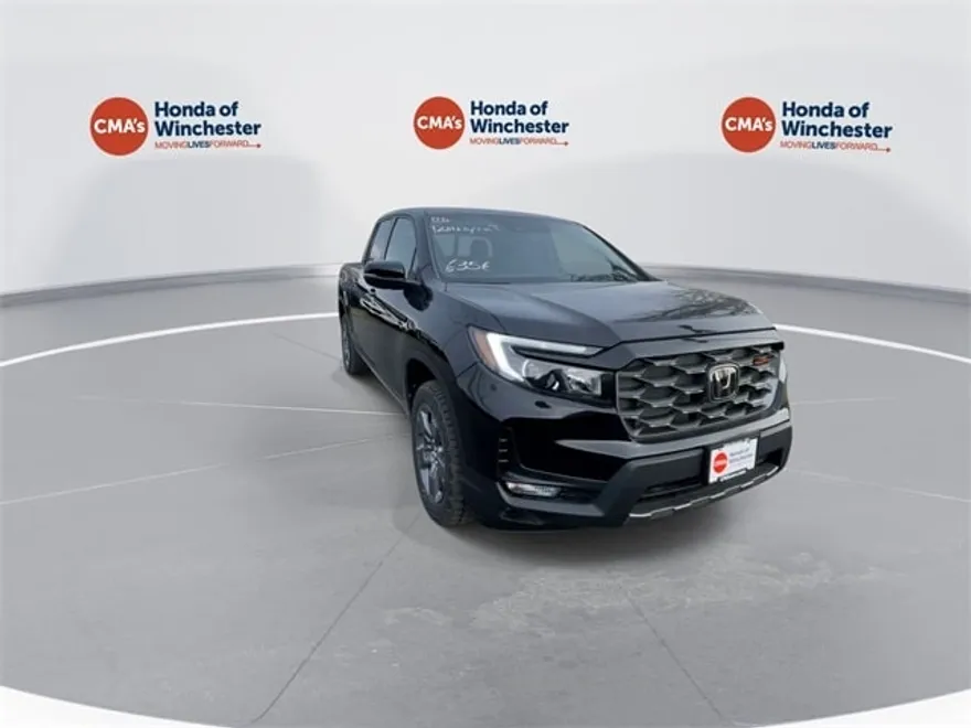 2025 Honda Ridgeline TrailSport photo 2
