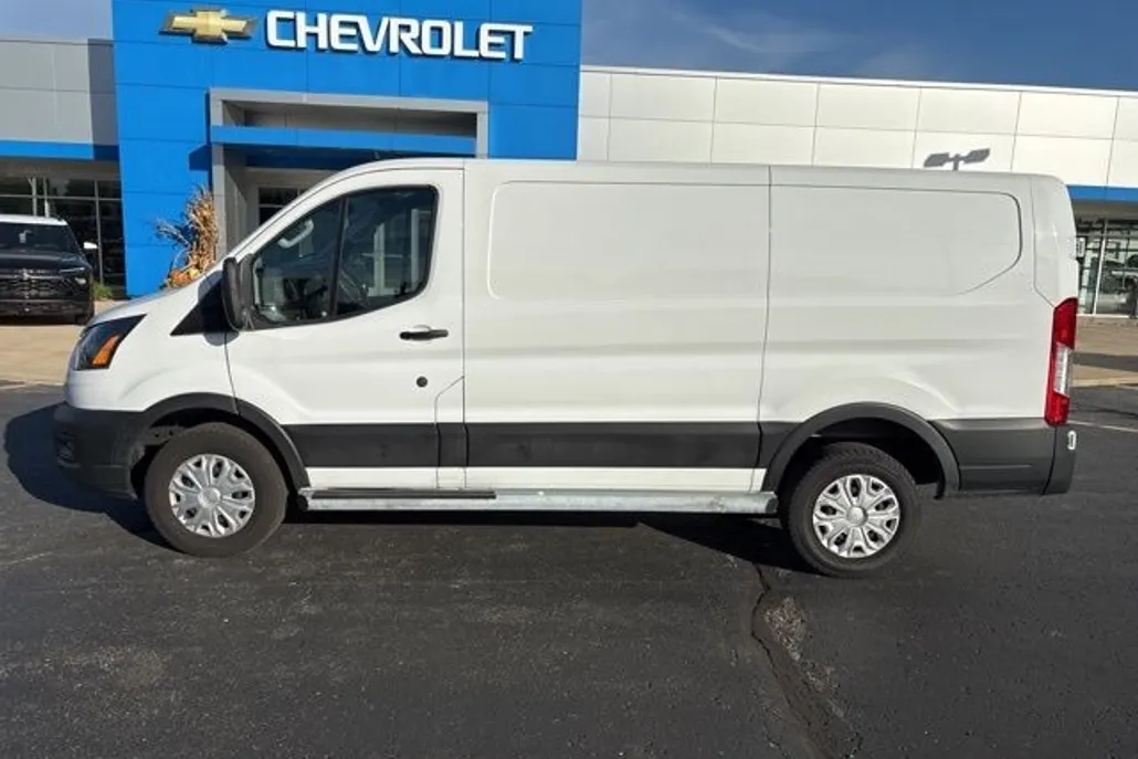 2024 Ford Transit photo 1