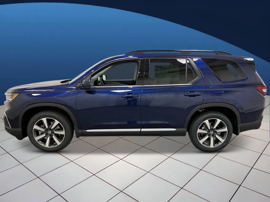 2025 Honda Pilot Touring photo 1