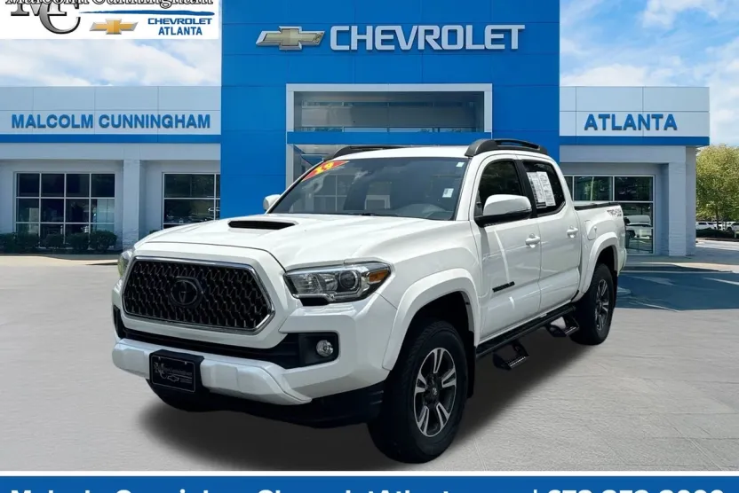 2019 Toyota Tacoma TRD Sport photo 1