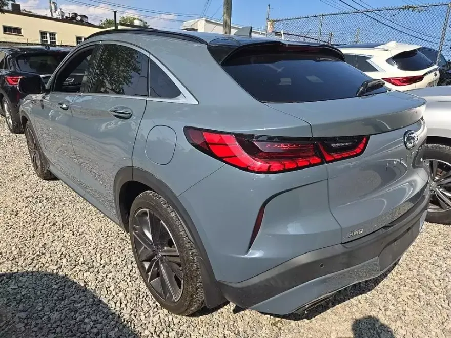 2022 Infiniti QX55 Luxe photo 1