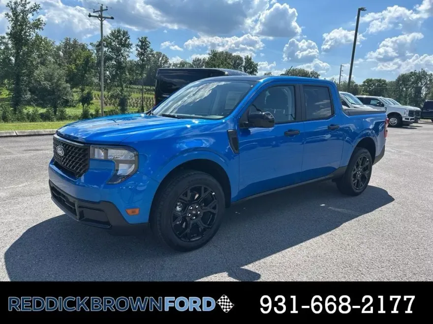 2025 Ford Maverick XLT photo 1