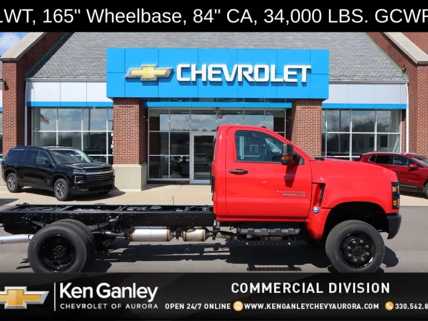 2024 Chevrolet Silverado 5500HD photo 1