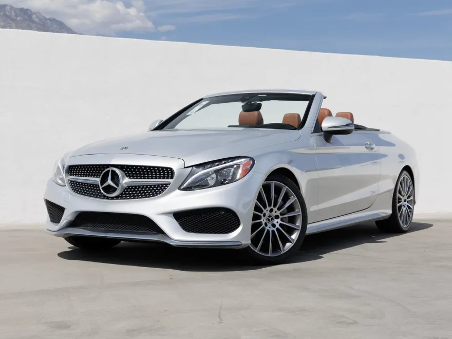 2017 Mercedes Benz C 300 photo 1
