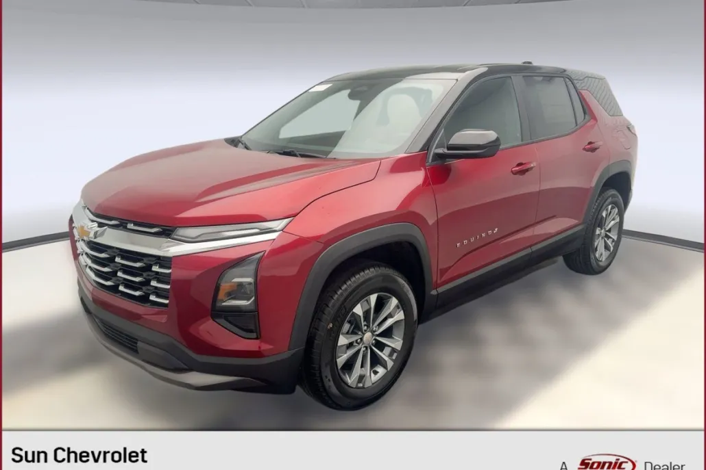 2026 Chevrolet Equinox LT photo 1