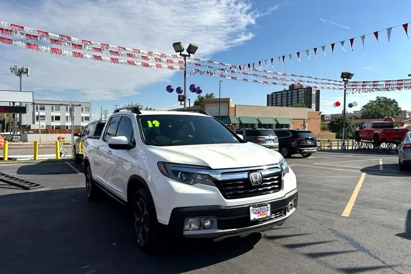 2019 Honda Ridgeline RTL-E photo 1