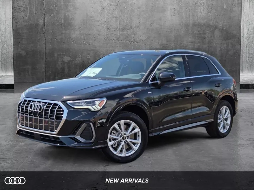 2025 Audi Q3 S line Premium photo 1