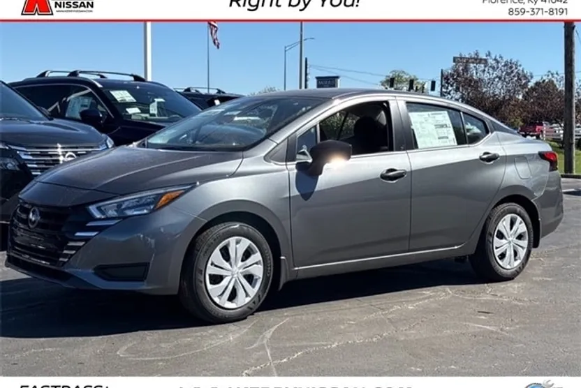 2025 Nissan Versa 1.6 S photo 1