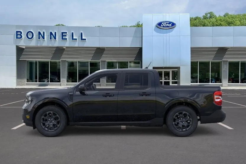 2025 Ford Maverick XLT photo 1