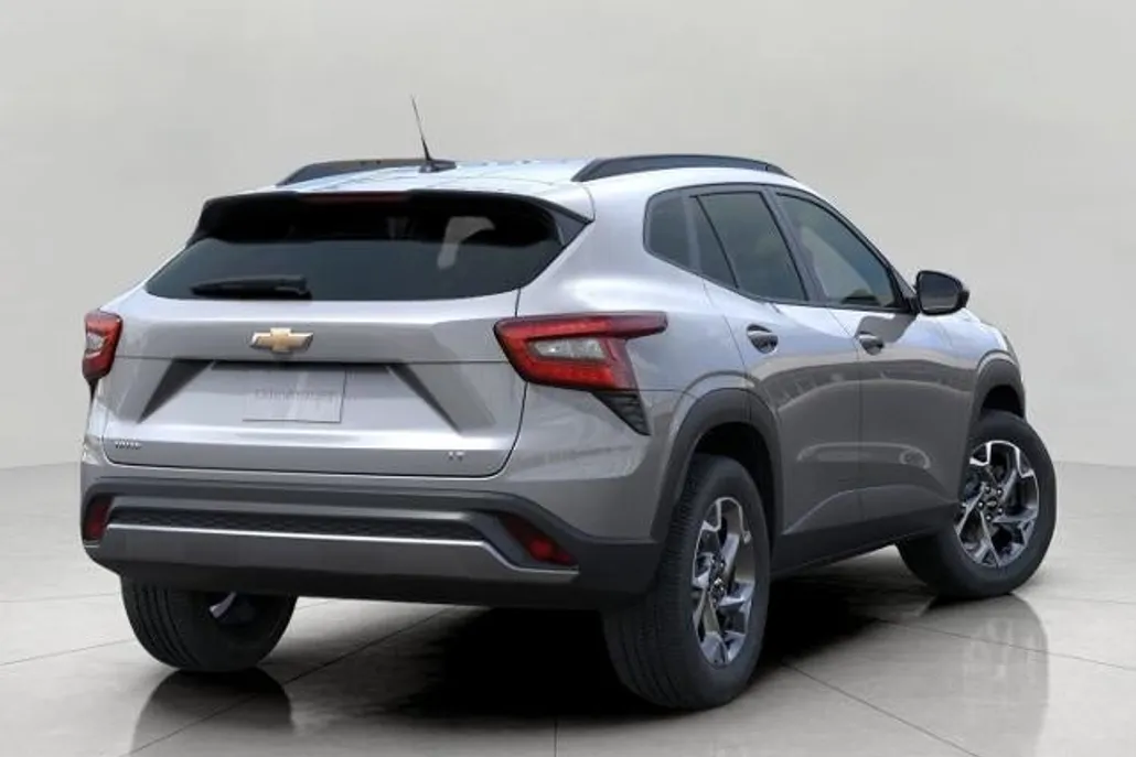 2026 Chevrolet Trax LT photo 1