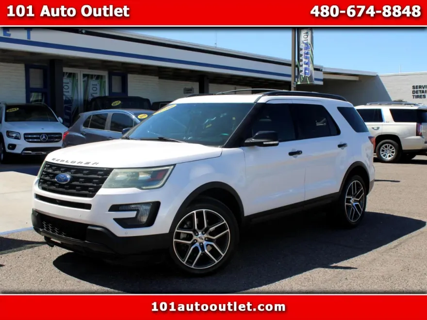 2016 Ford Explorer Sport photo 1