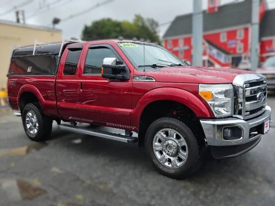 2016 Ford F-350 Lariat photo 1