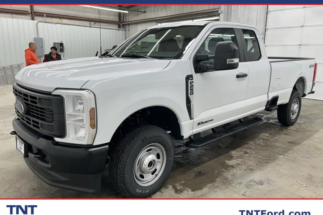 2025 Ford F-250 XLT photo 1